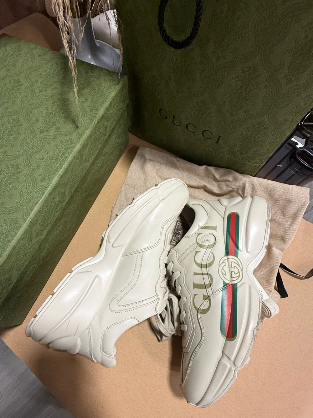 AUTHENTIC: GUCCI Cream Leather SneakerS - Picture 2 of 5